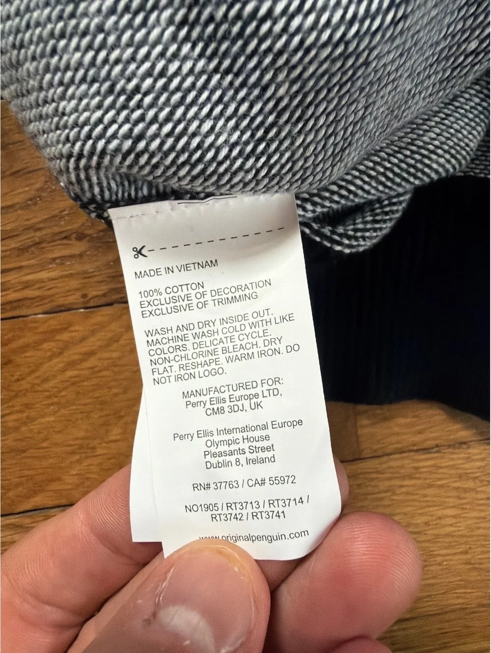 Small - Men - Original Penguin Grey Black Half-Zip Sweater